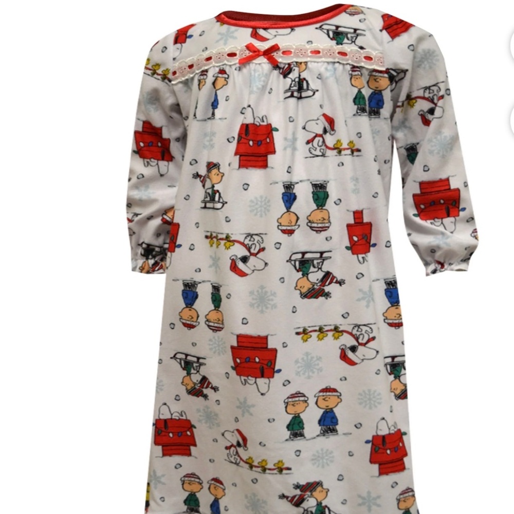 Peanuts Charlie Brown and the Gang Girls Flannel Nightgown Pajamas Size 8 NWT